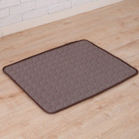 Kühlmatte für Hunde & Katzen – Ice Silk Sommer-Pad, waschbar