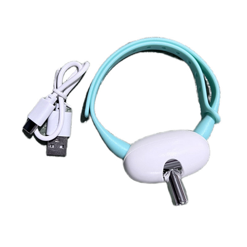 Laser-Spielzeug-Halsband für Katzen – USB-aufladbar & smart